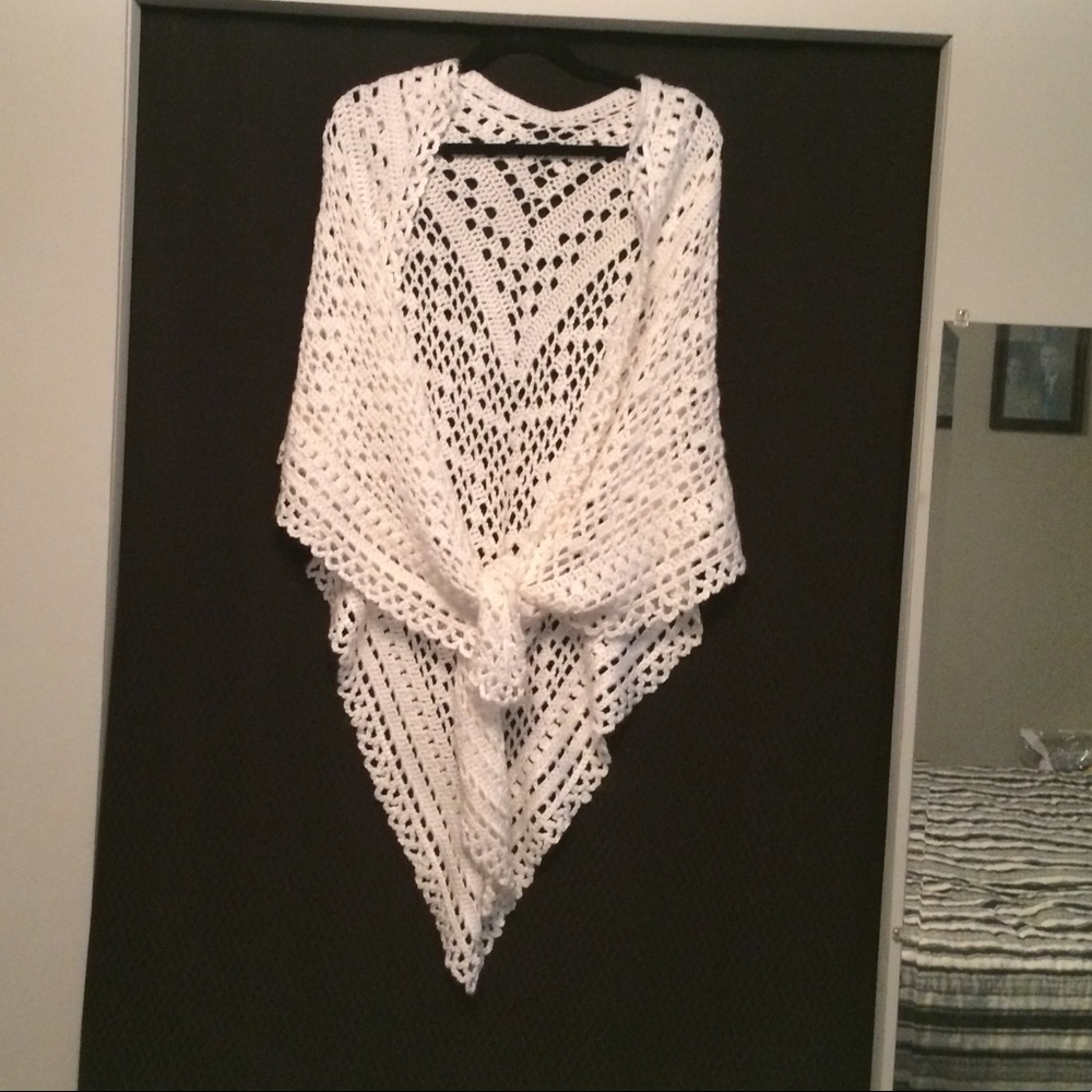 SOLD.    Handmade white shawl